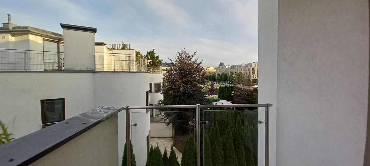 Apartament Wilanow - Sarmacka 1B Varšava Exteriér fotografie